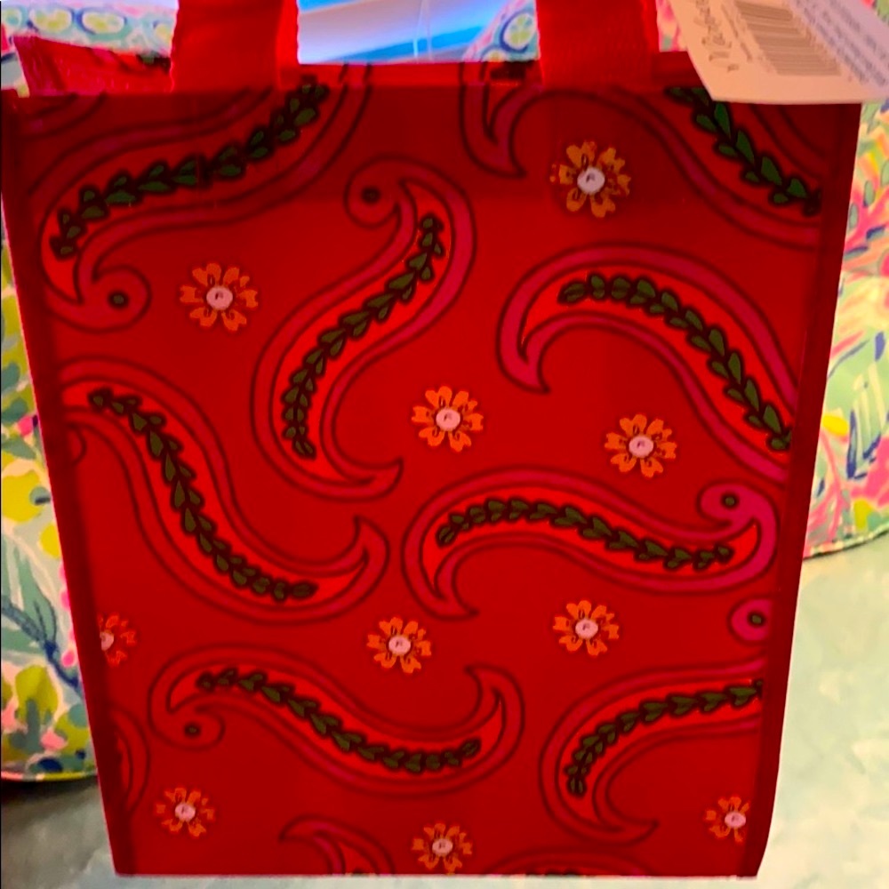 NWT FREE* with $10 min. purchase Michael’s tote bag 🎁